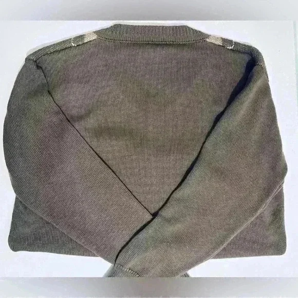 Argyle V-Neck Sweater, Brown, Women’s Size Medium, Baggy Fit, Karwuiio - Picture 6 of 12